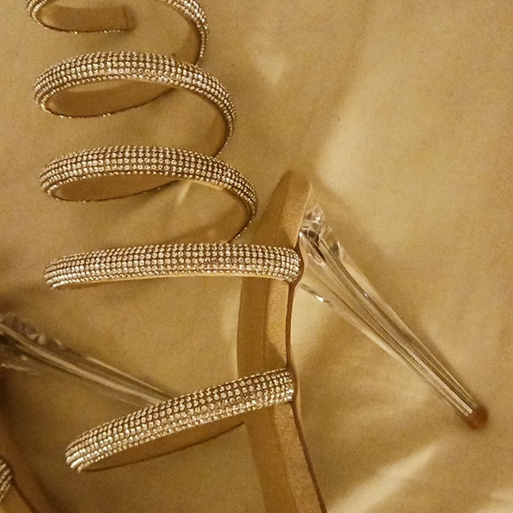 Plush 3 inch heel, wrap around crystal encrusted stiletto heel. Size 9.5 - Picture 4 of 7